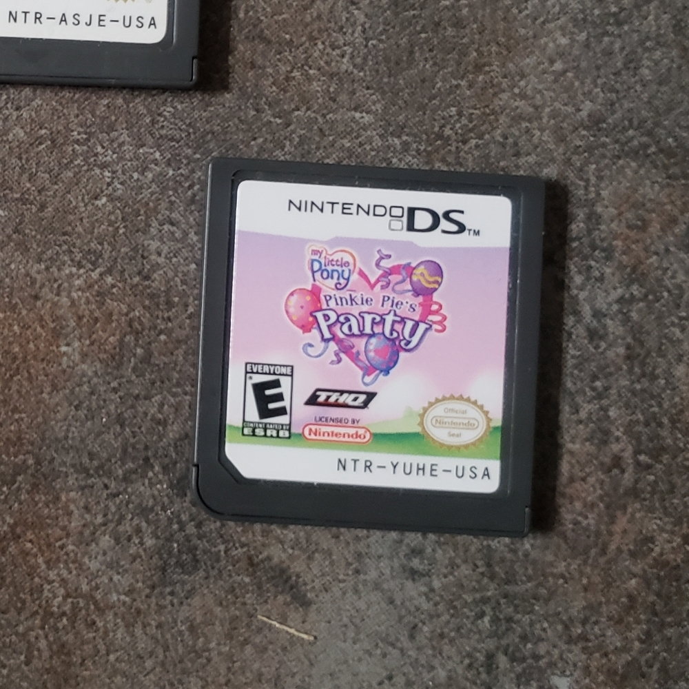 Nintendo Ds games - Picture 2 of 3
